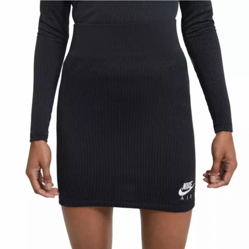 Y2K NIKE RIBBED TENNIS SKIRT